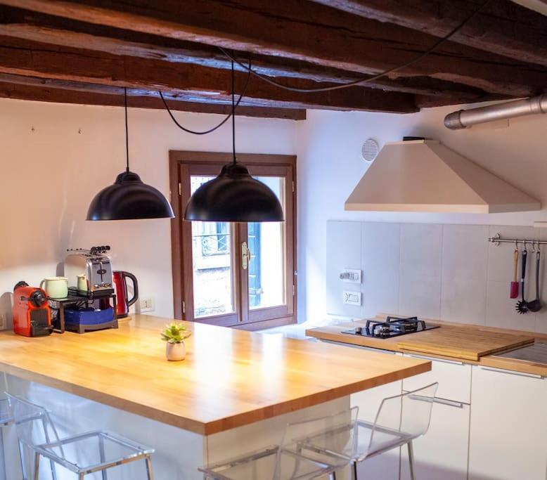 Casa vacanze Erbe Canal View Private House Venezia